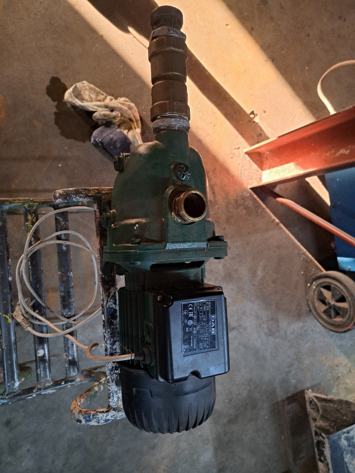 Beregeningspomp, DAB pomp, 4. 8 m3 p/u € 125 --, Ophalen, Beregeningspomp