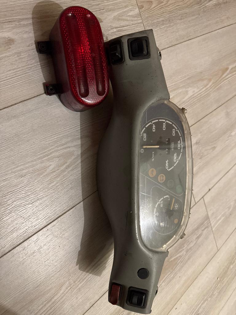 Skr teller achter licht, Ophalen of Verzenden
