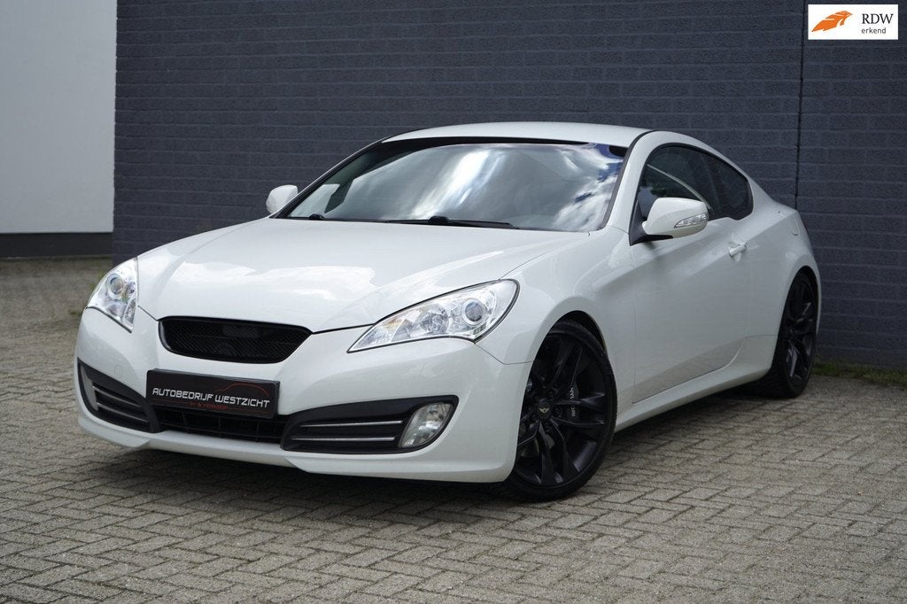 Hyundai Genesis 3.8 V6 303pk Automaat, Leder, KW schroefset, Auto's, Hyundai, Achterwielaandrijving, Gebruikt, Zwart, 4 stoelen