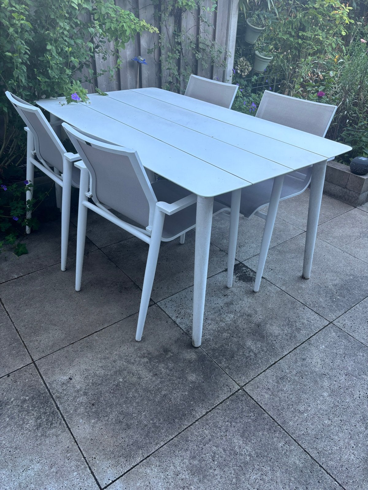 Witte tuintafel met 4 stoelen - Bellagio, Ophalen, 4 zitplaatsen, Gebruikt, Eettafel