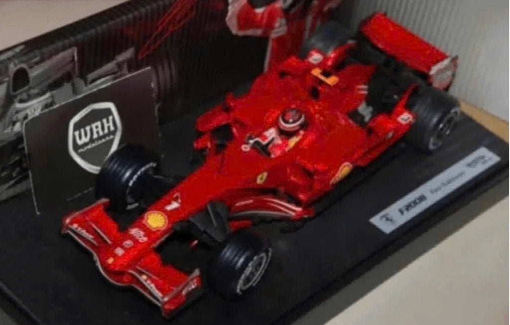1:18 FERRARI F1 F2008 KIMI RAIKKONEN Hotwheels in doos WRH, Verzenden, Zo goed als nieuw, Auto, Hot Wheels