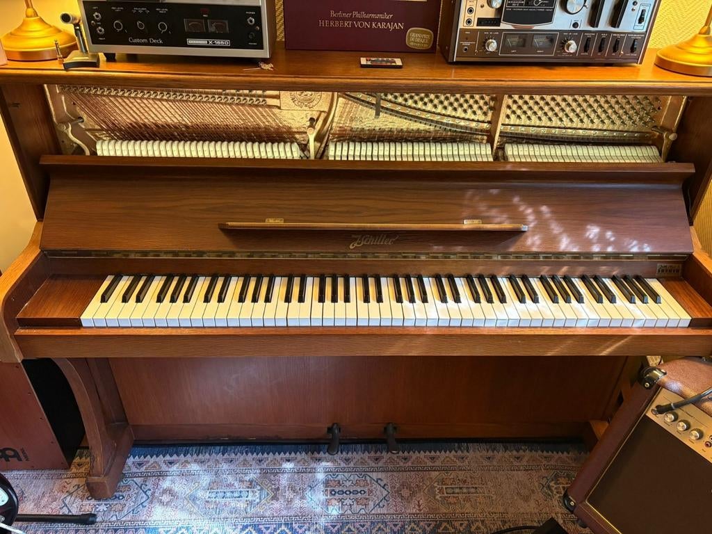 Mooie gebruikte J Schiller piano, Muziek en Instrumenten, Piano's, Ophalen, Gebruikt, Bruin