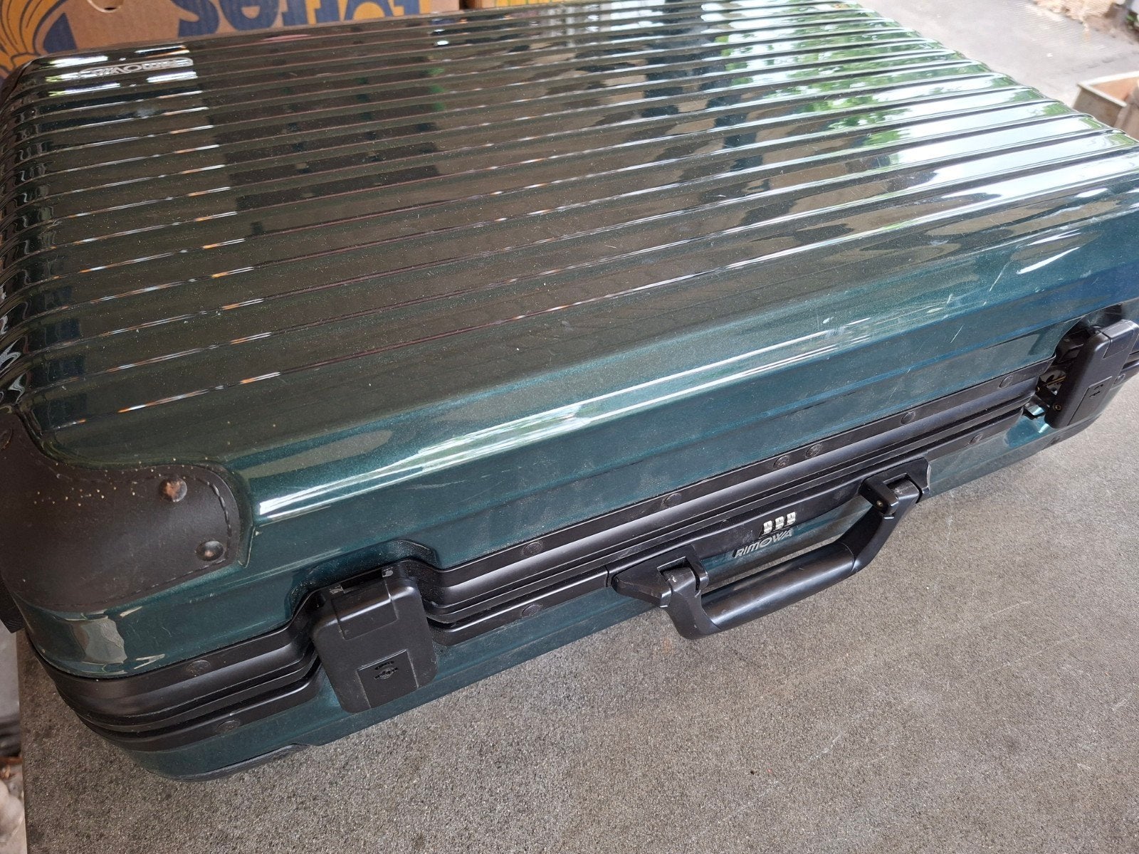 Vintage Groene RIMOWA Koffer - Origineel en Goede Staat, Sieraden, Tassen en Uiterlijk, Koffers, Gebruikt, Hard kunststof, 50 tot 60 cm