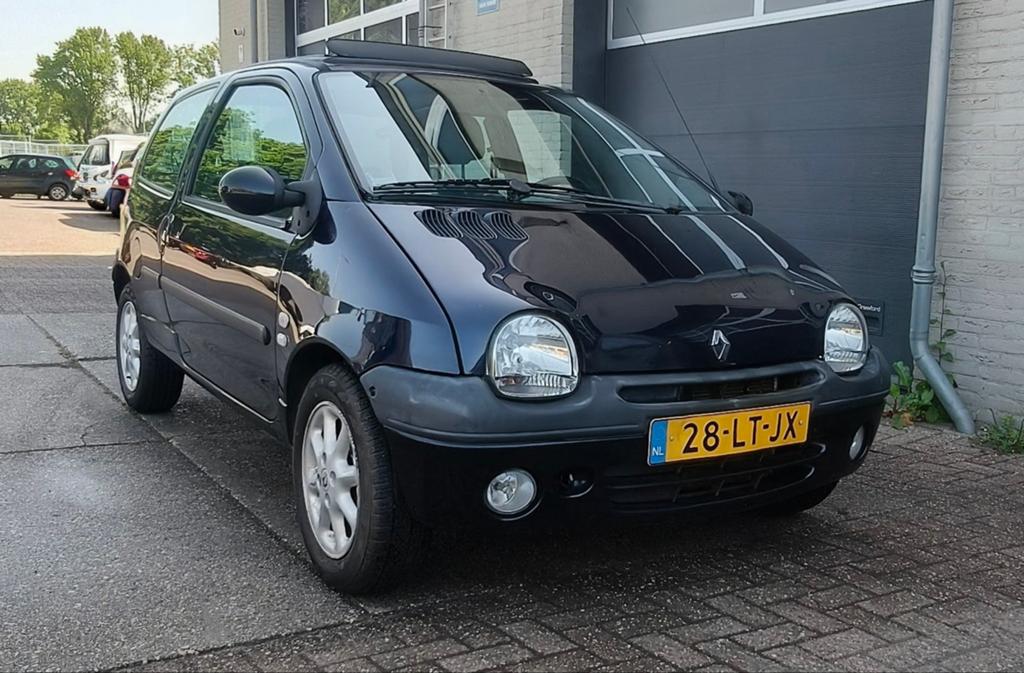 Renault Twingo 1.2 16V Initiale automaat, Auto's, Renault, Particulier, Twingo, Airbags, Airconditioning, Centrale vergrendeling
