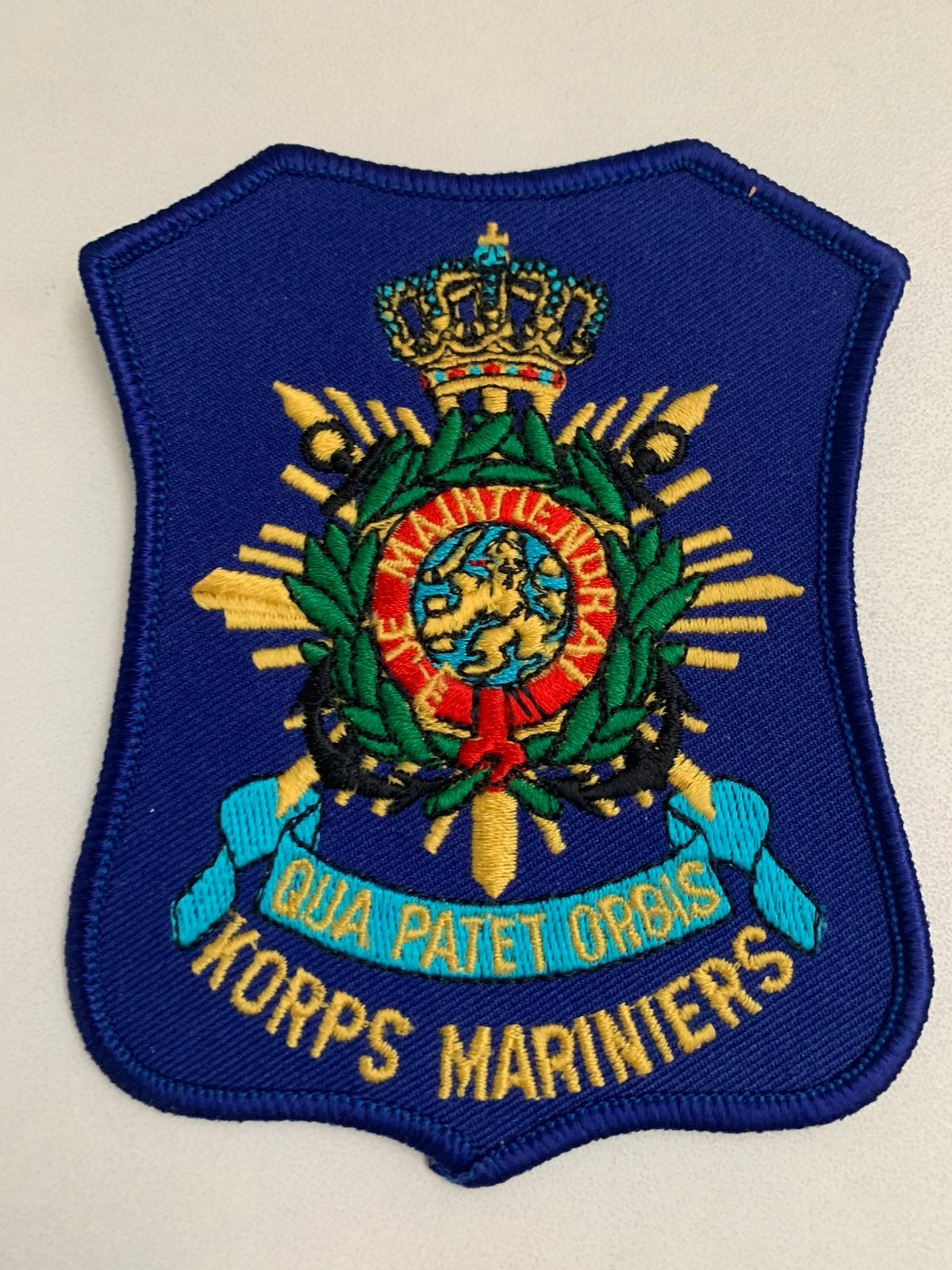 Koning marinier embleem, Ophalen of Verzenden, Landmacht, Nederland, Embleem of Badge