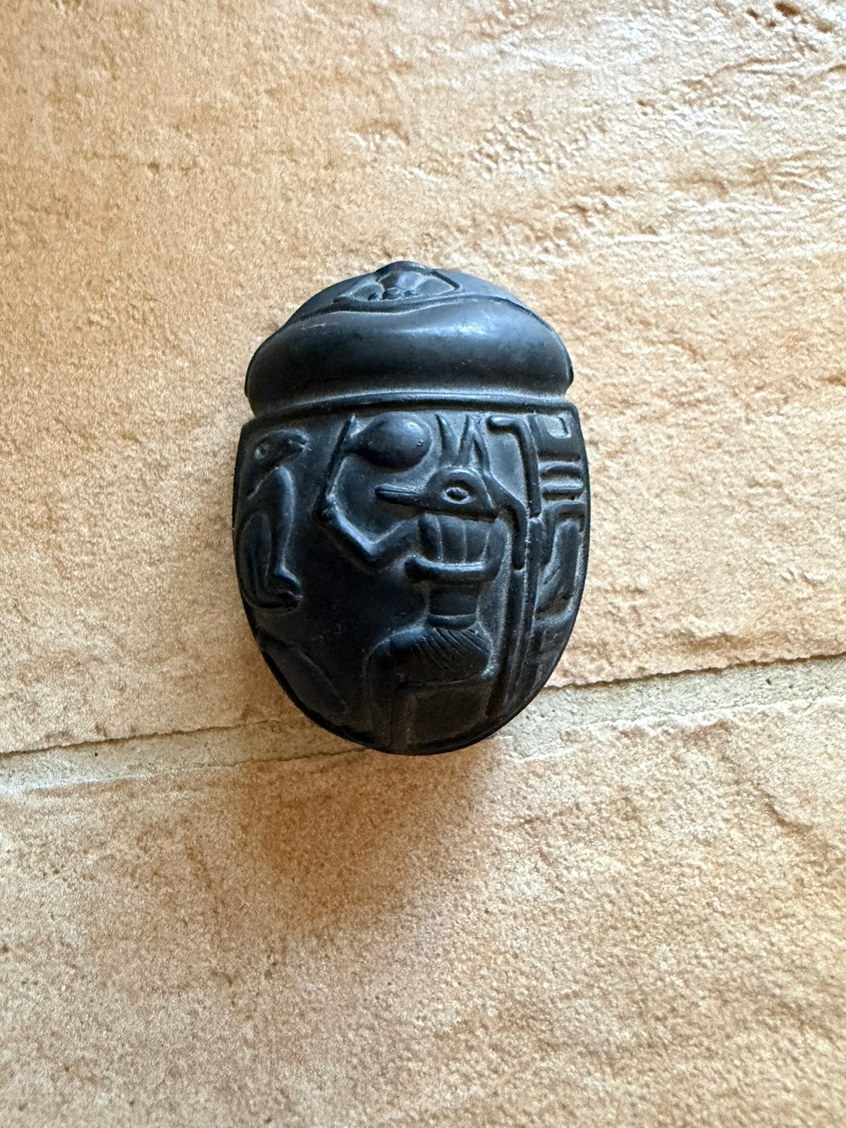 Egyptische scarabee van hars - Decoratief object, Ophalen of Verzenden, Gebruikt