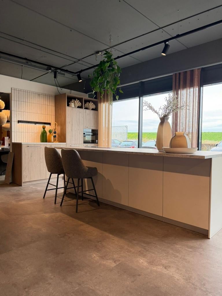 Keuken met schiereiland van Artego, Ophalen, Overige materialen, Overige typen, Nieuw