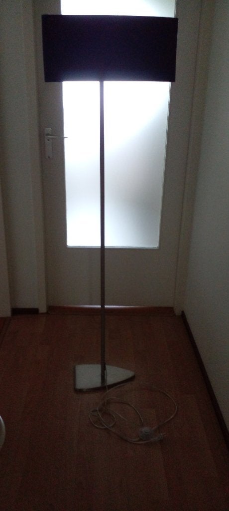 staande schemerlamp € 12.50, Huis en Inrichting, Lampen | Vloerlampen, Ophalen, Zo goed als nieuw, Metaal, 150 tot 200 cm