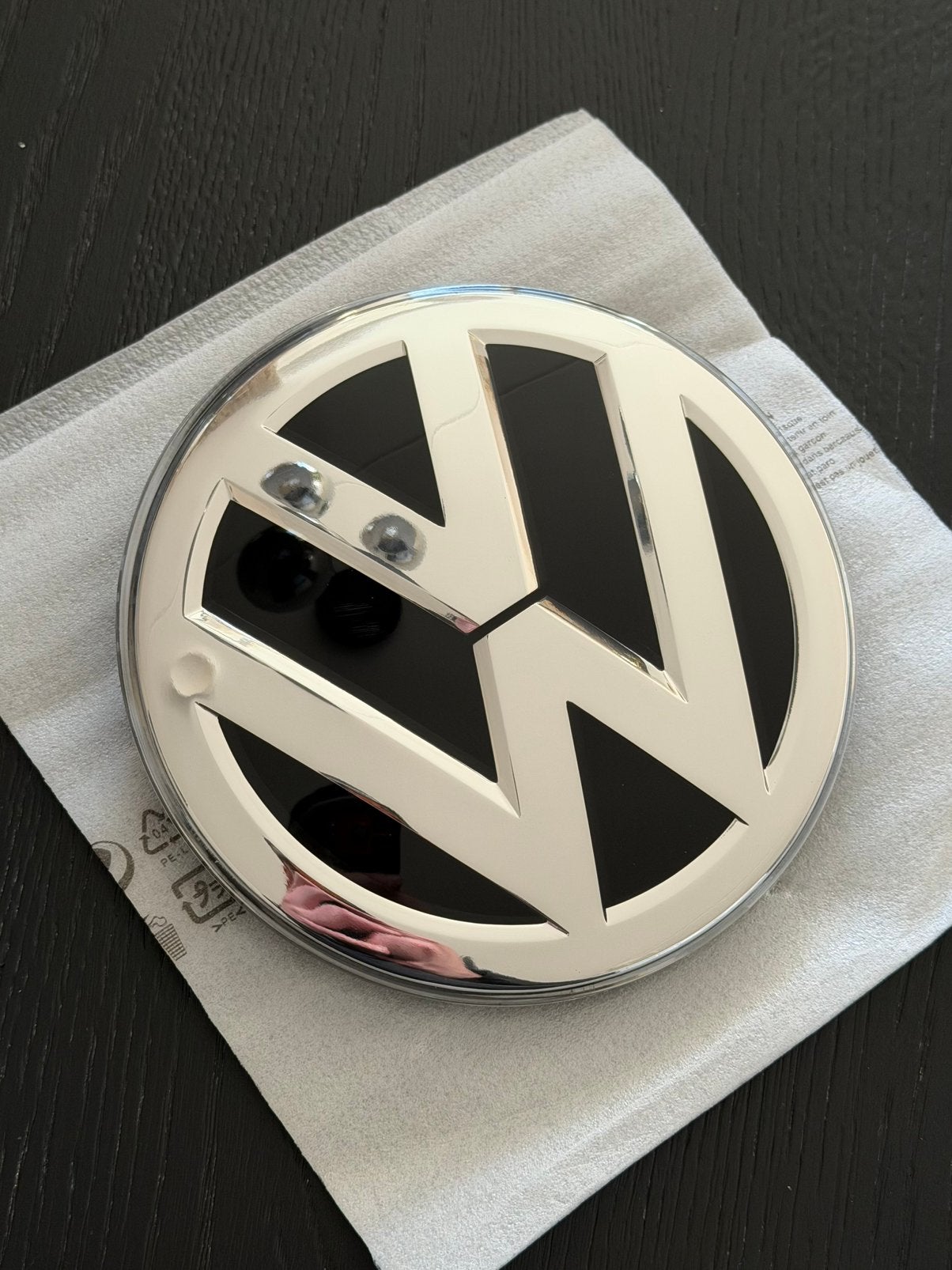 Volkswagen Tiguan Embleem 5NA853601, Ophalen of Verzenden