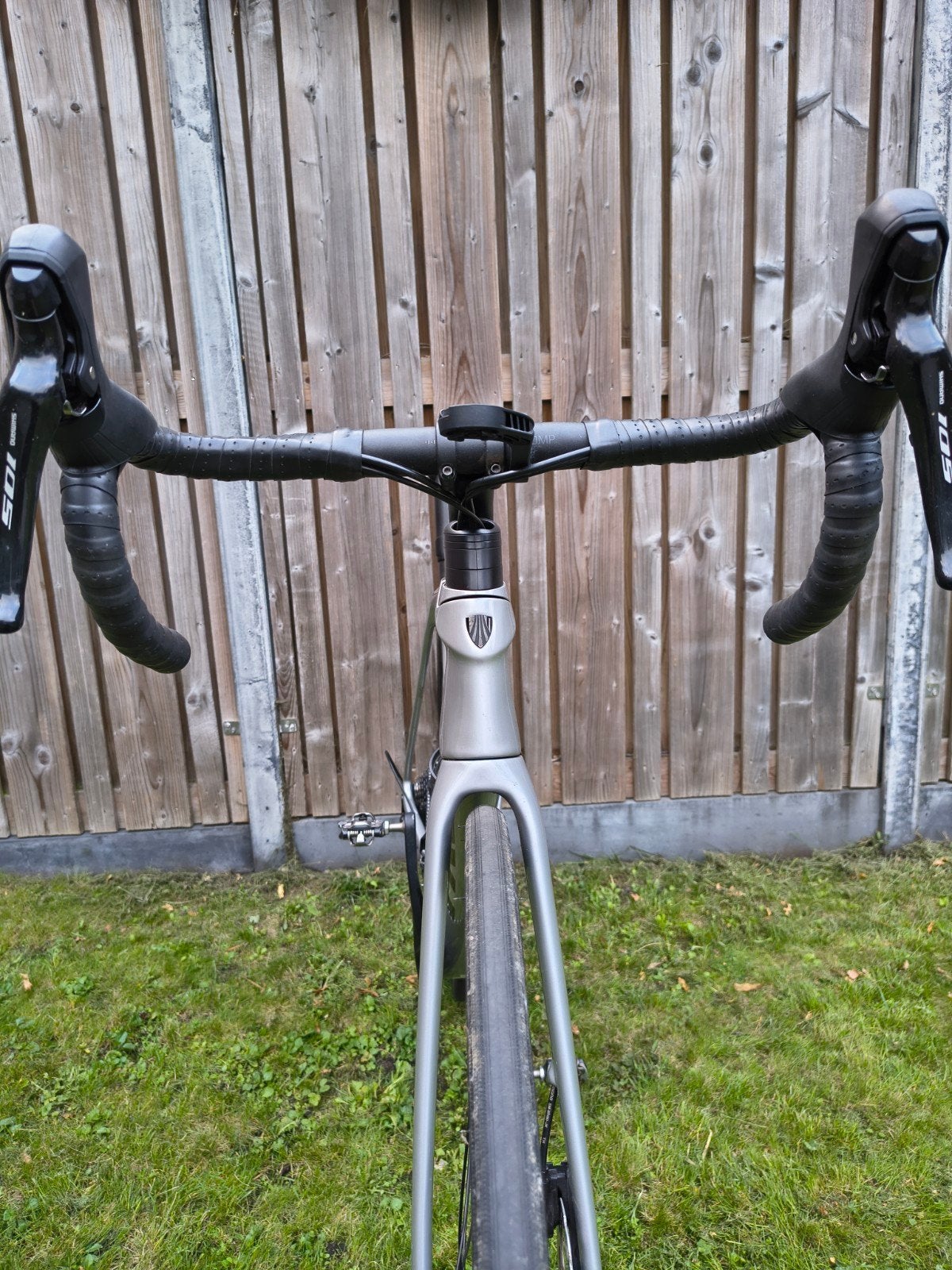 Foto 8 van Trek Emonda SL5 Disc 2022 - Quick Silver - Maat 54