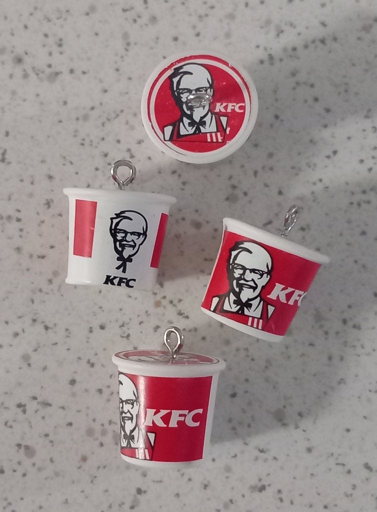 KFC bucket bedels, Ophalen of Verzenden, Nieuw, Bedel