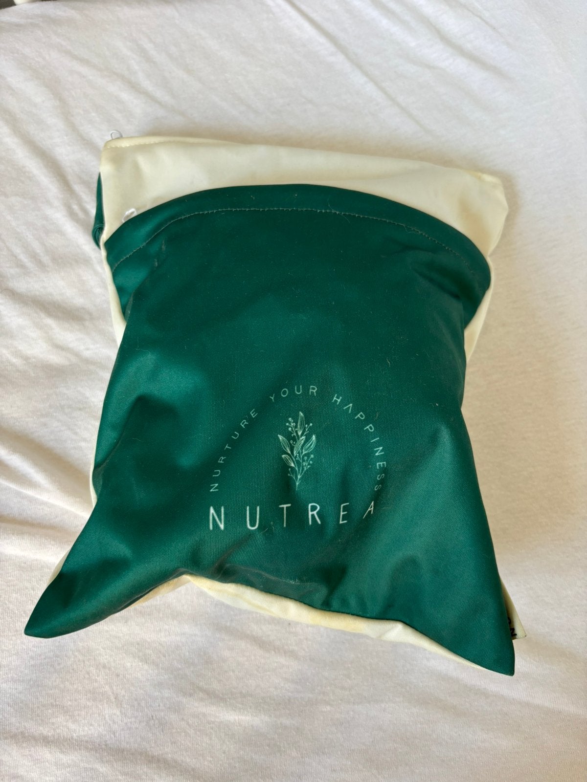 Nutrea EasyFlow – draadloze handsfree borstkolf, Ophalen of Verzenden, Zo goed als nieuw, Vierkant