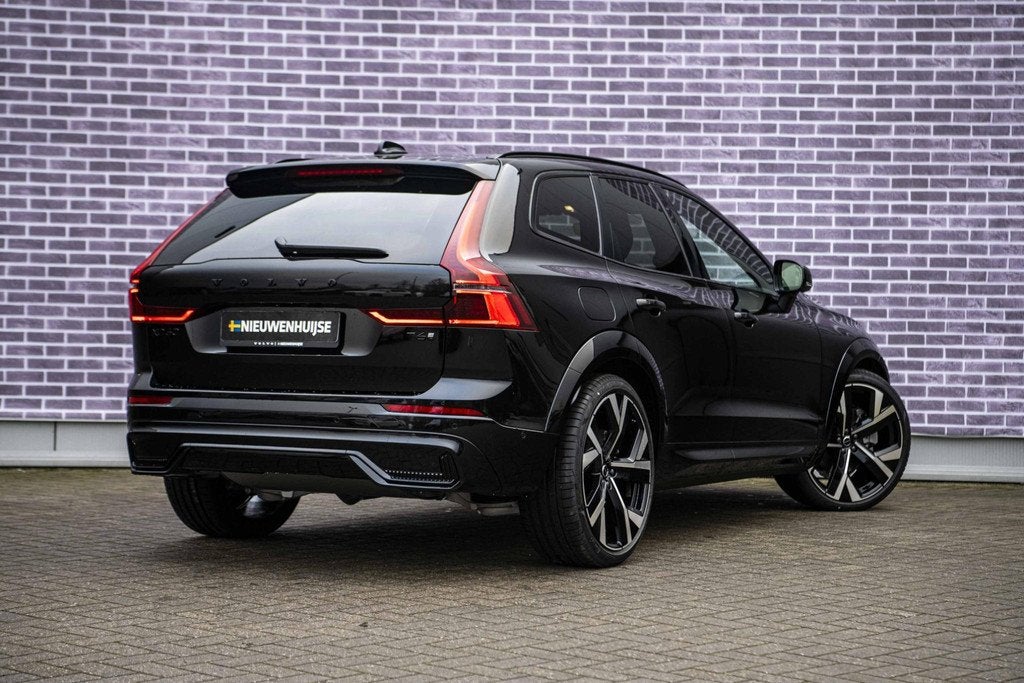 Volvo XC60 2.0 T8 Plug-in hybrid AWD Ultra Dark Executive Ed, Auto's, Volvo, Automaat, 12 maanden, Euro 6, Lichtsensor