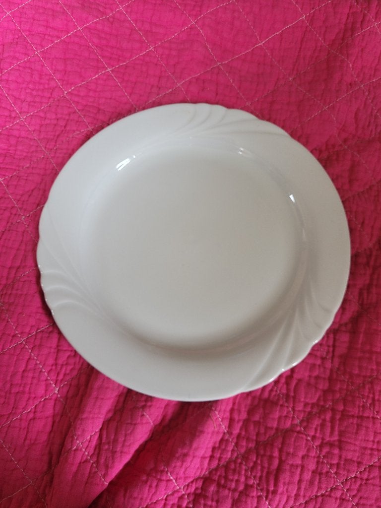 9 mooie witte borden, porcelaine Royal, Schwabap original, Ophalen of Verzenden, Zo goed als nieuw, Bord(en), Overige stijlen