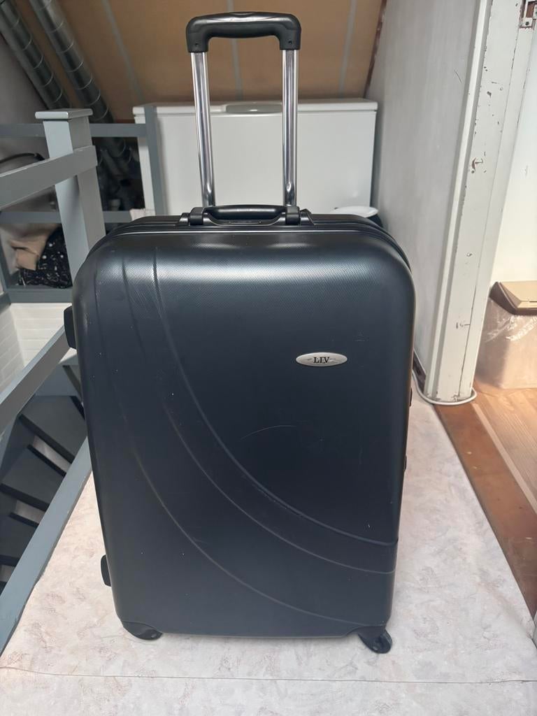 Stevige harde Koffer Liv, Sieraden, Tassen en Uiterlijk, Koffers, Hard kunststof, 45 tot 55 cm, Ophalen of Verzenden, Zo goed als nieuw