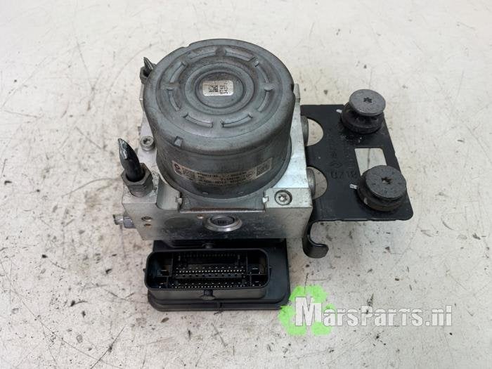 ABS Pomp van een Renault Trafic, Gebruikt, -, Renault, -