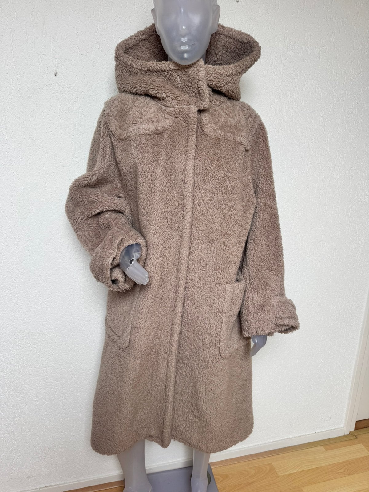 Max Mara light taupe zware kwaliteit mantel - EU 40, Kleding | Dames, Verzenden, Zo goed als nieuw, Maat 38/40 (M)