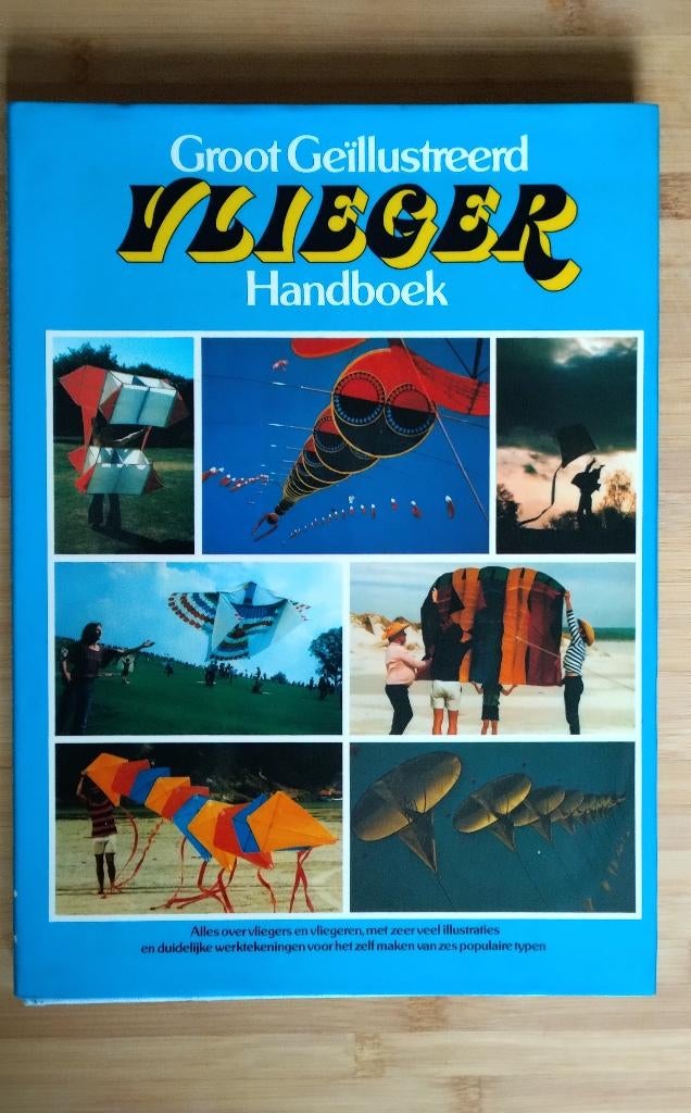 Groot Geïllustreerd Vlieger Handboek - Lloyd & Thomas 1979, Ophalen of Verzenden, Zo goed als nieuw, Eenlijns, Toebehoren