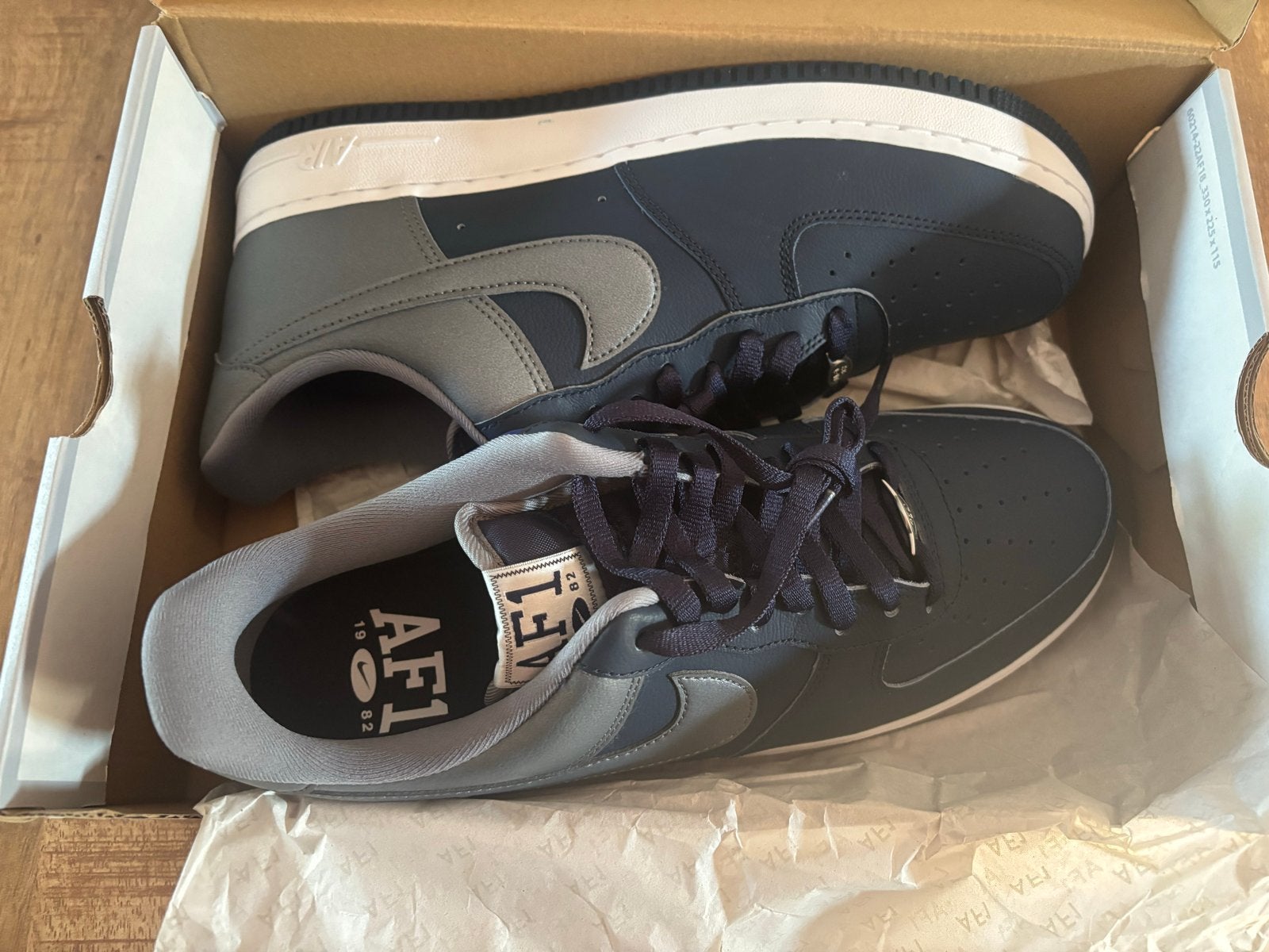 Nike Air Force 1 '07 LV8 Obsidian Smoke Grey Game Royal, Blauw, Nieuw, Ophalen of Verzenden, Sneakers of Gympen