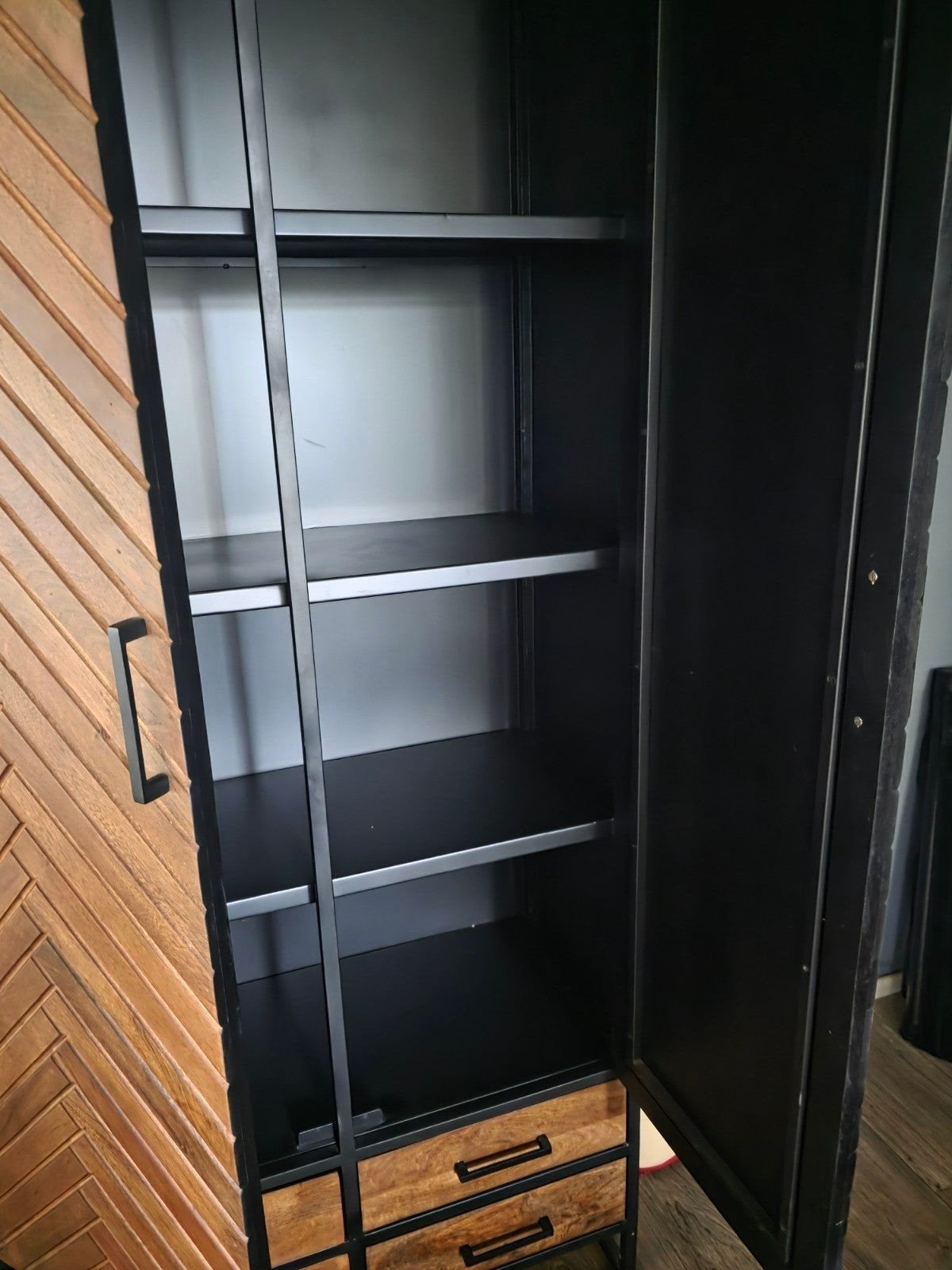 tv meubel en wandkast, Ophalen, Zo goed als nieuw, Minder dan 100 cm, Metaal