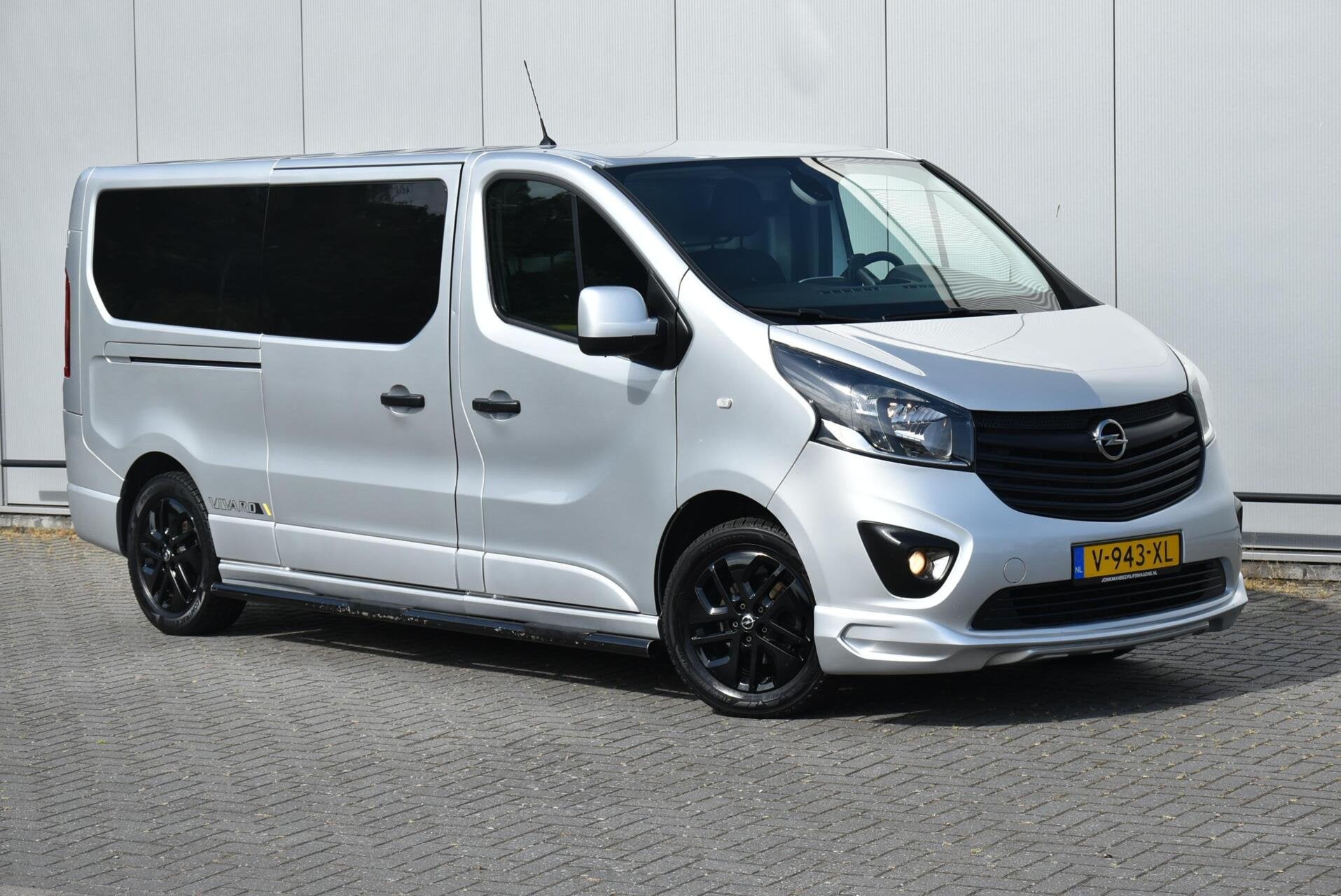 Opel Vivaro 1.6 CDTI L2H1 Irmscher Edition 70/200 Zeer Luxe, Auto's, Voorwielaandrijving, 145 pk, Gebruikt, 4 cilinders