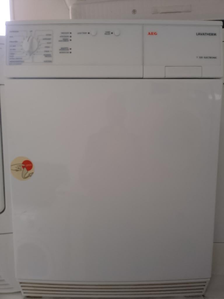 Aeg Condensdroger, 6 tot 8 kg, Ophalen of Verzenden, Zo goed als nieuw, 85 tot 90 cm
