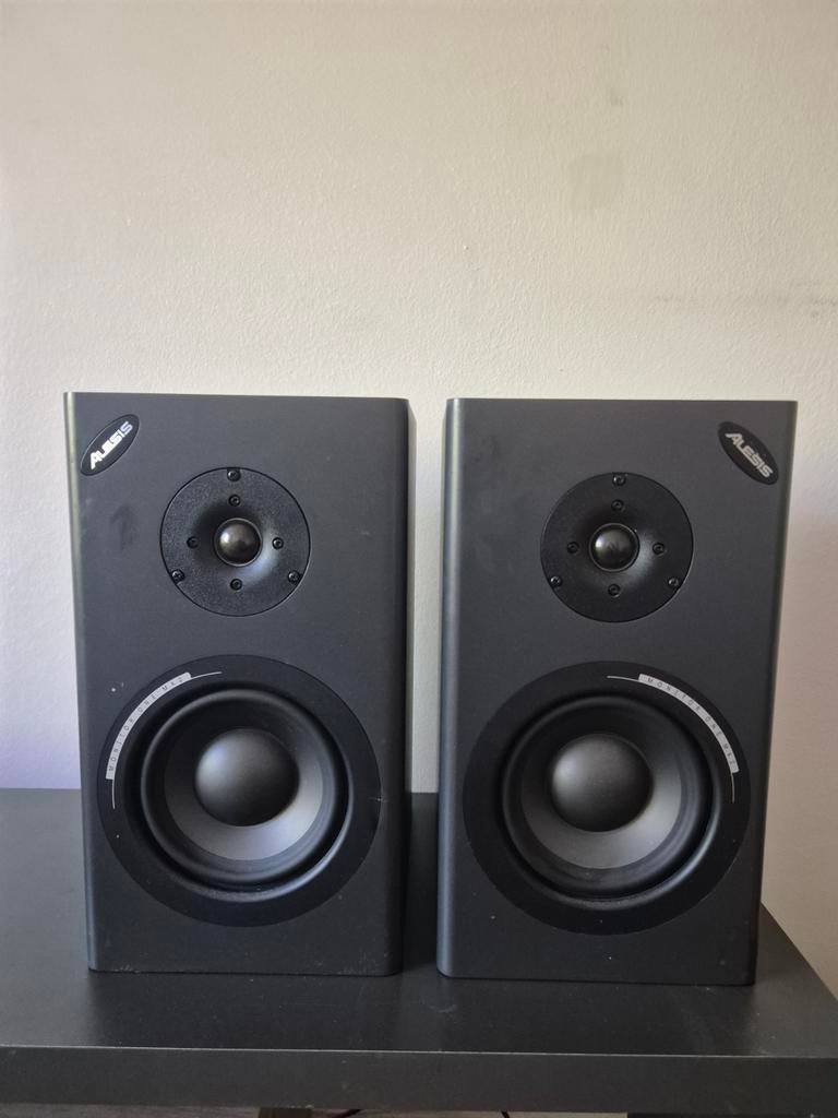 Alesis Monitor One MK2 Passieve Studio Monitoren, Gebruikt, 120 watt of meer, Front, Rear of Stereo speakers, Ophalen