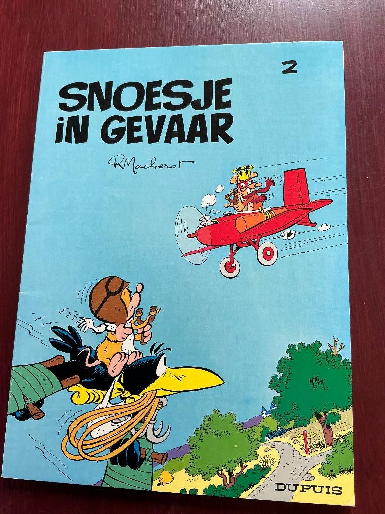 Snoesje, Eén stripboek, Ophalen of Verzenden, Gelezen