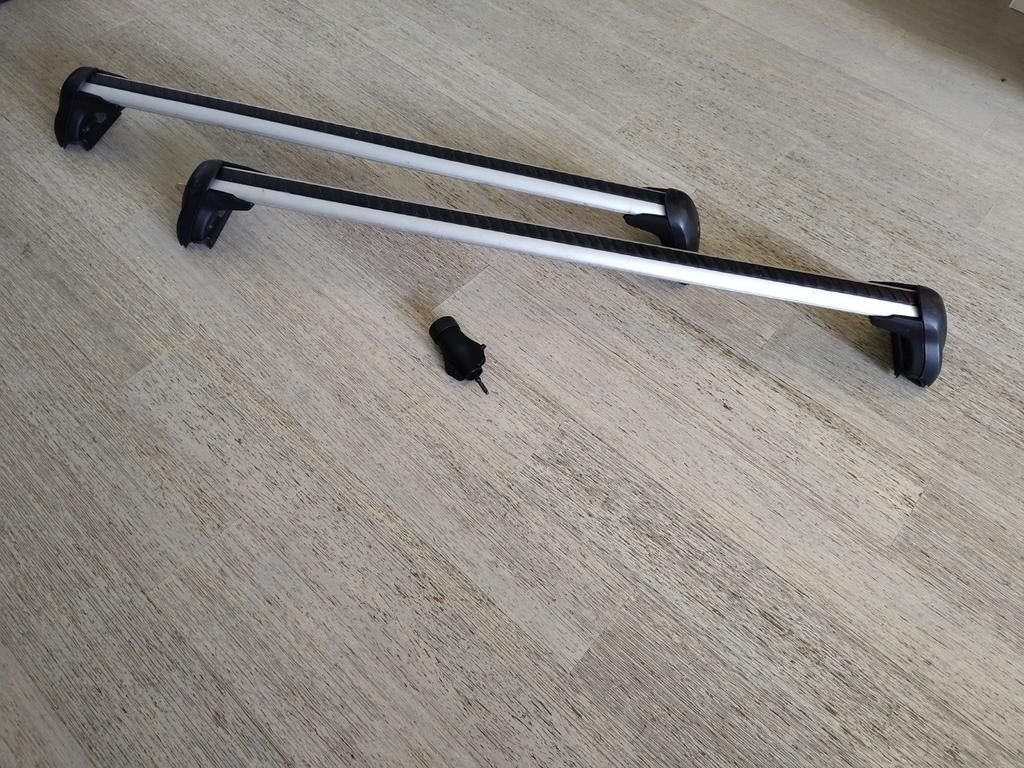Dakdragers Ford Focus Station 2010-2018 (gesloten dakrails), Auto diversen, Dakdragers, Ophalen of Verzenden, Gebruikt
