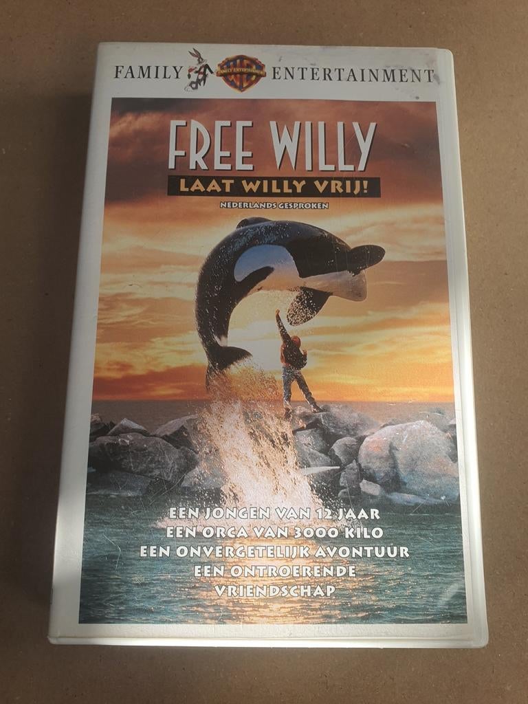 Free Willy VHS - Laat Willy Vrij! (Nederlands Gesproken), Alle leeftijden, Ophalen of Verzenden, Gebruikt, Actie en Avontuur