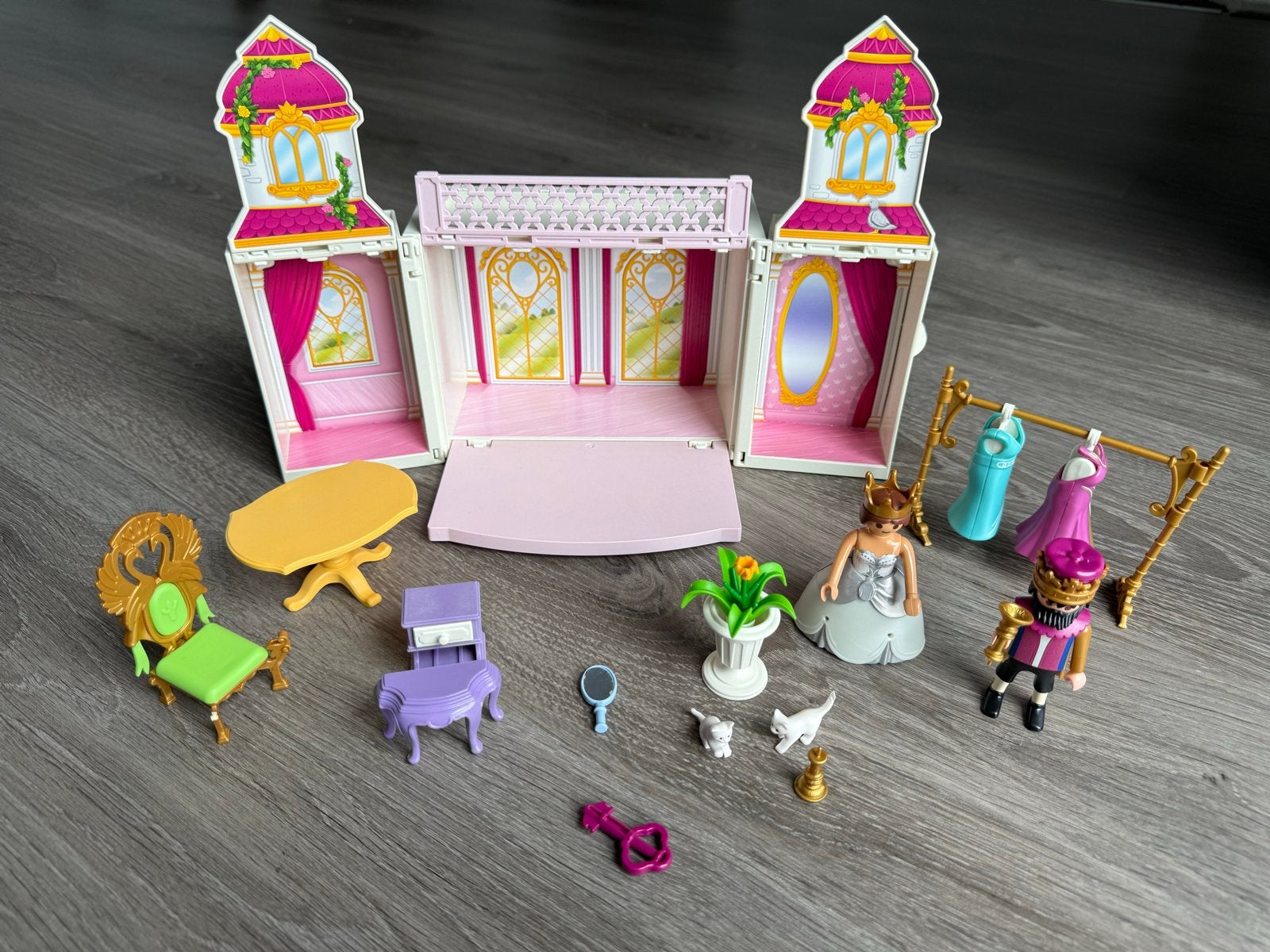Playmobil Prinsessenkasteel met accessoires, Ophalen of Verzenden, Zo goed als nieuw, Meisje