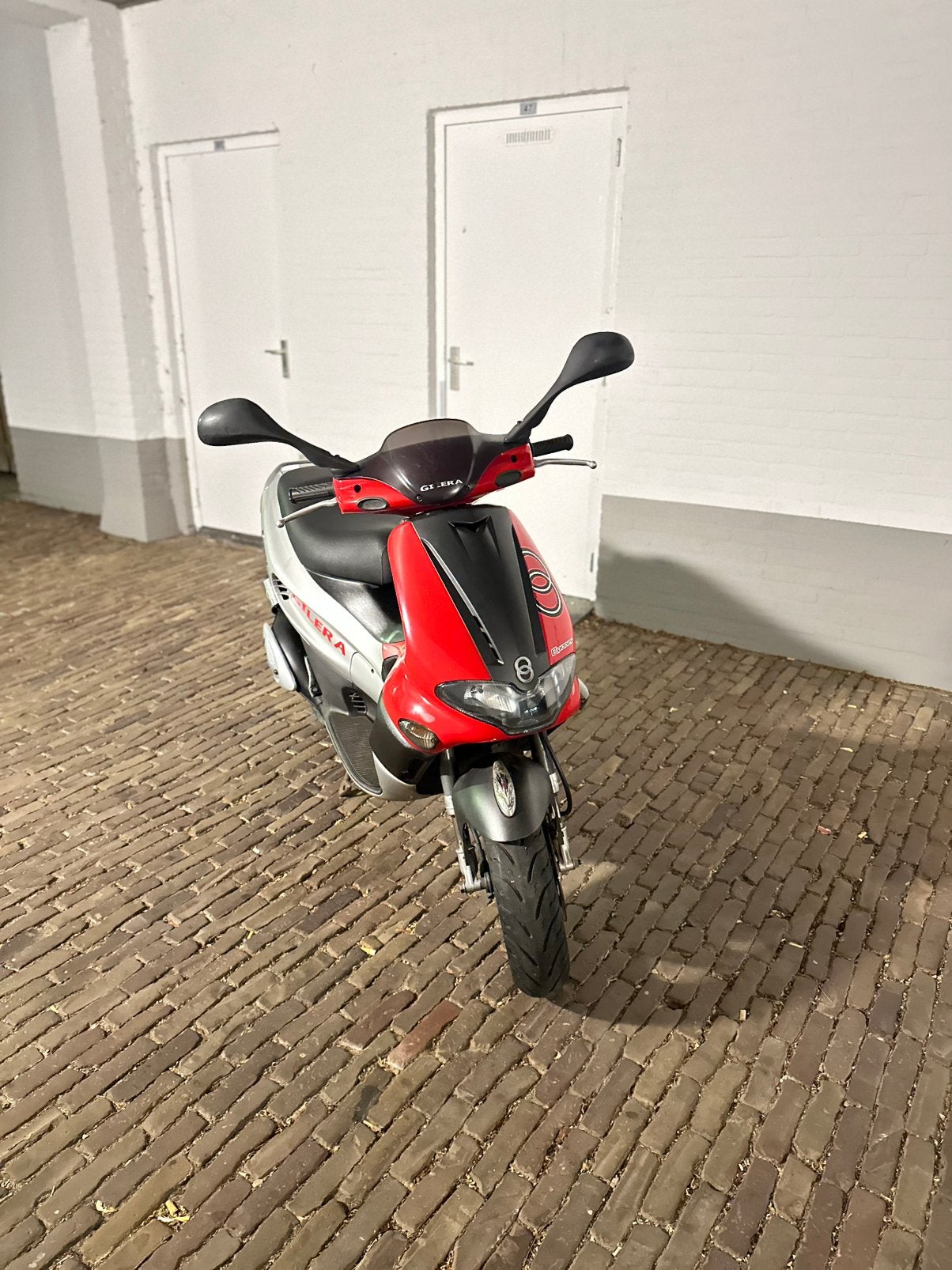 Gilera runner 50cc 2takt DD Duits (Nieuwstaat) 8003km!!!!, Ophalen, Zo goed als nieuw, Benzine, Overige modellen