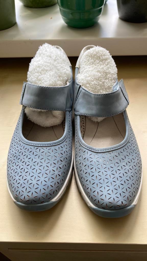 Softline lichtblauwe sandalen maat 39, Ophalen of Verzenden, Zo goed als nieuw, Blauw, Sandalen of Muiltjes