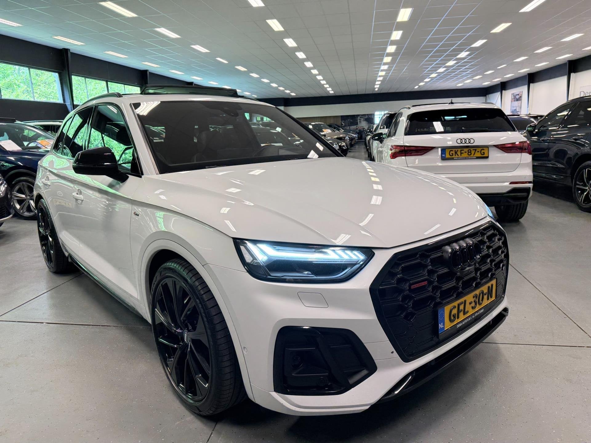 Audi Q5 55 TFSI e SQ5 367PK 3X S-LINE 21'' SOH-TEST/BLACK-LI, Automaat, Gebruikt, Euro 6, Leder en Stof