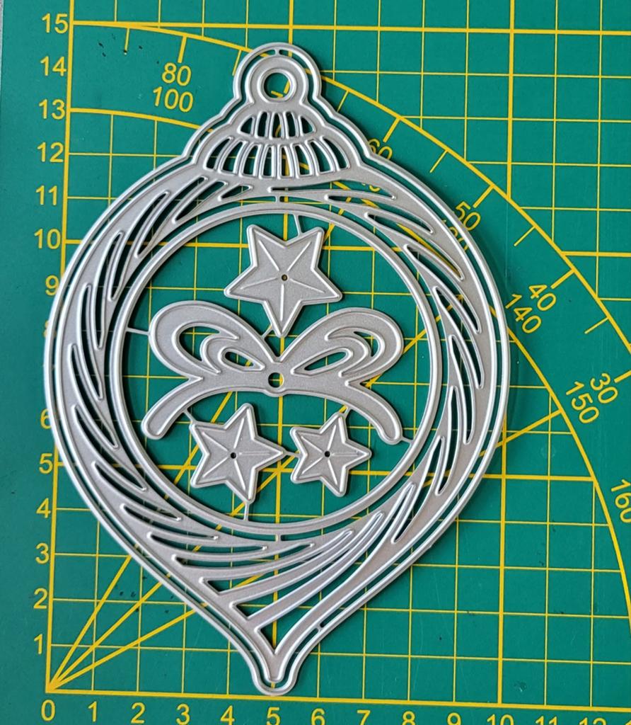 Snijmal kerstbal frame / strikje/ ster, Ophalen of Verzenden, Nieuw, Overige thema's, Pons of Mal