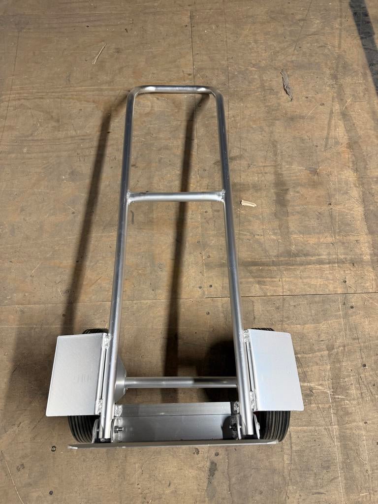 Nieuwe Steekwagen - Aluminium - Lichtgewicht en Sterk, Ophalen, Nieuw, Steekwagen