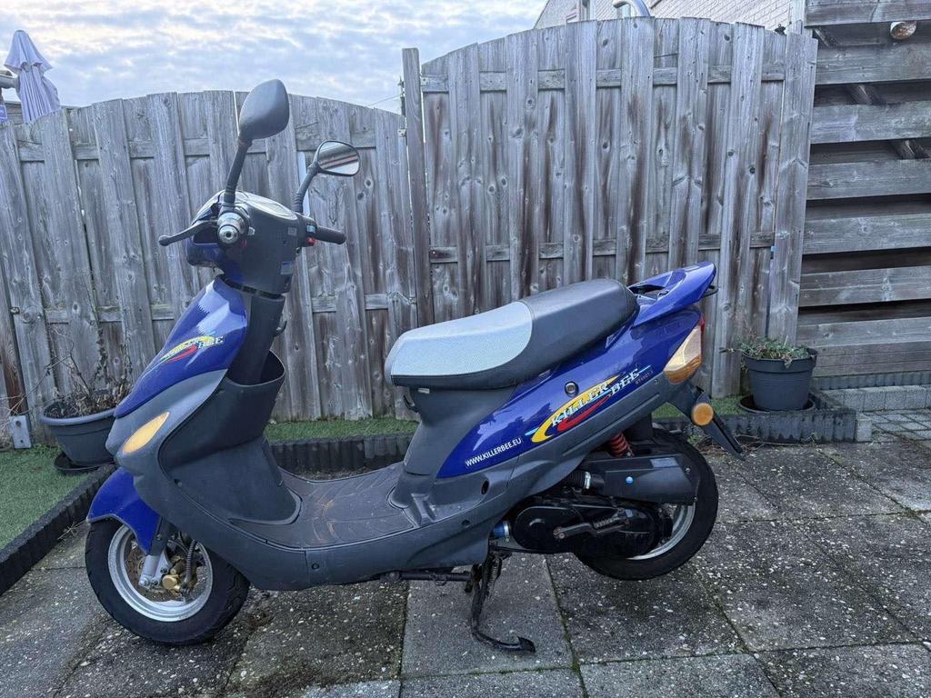 Klus/onderdelen scooter LOOPT NIET!!!!!, Gebruikt, Benzine, Ophalen, Overige merken