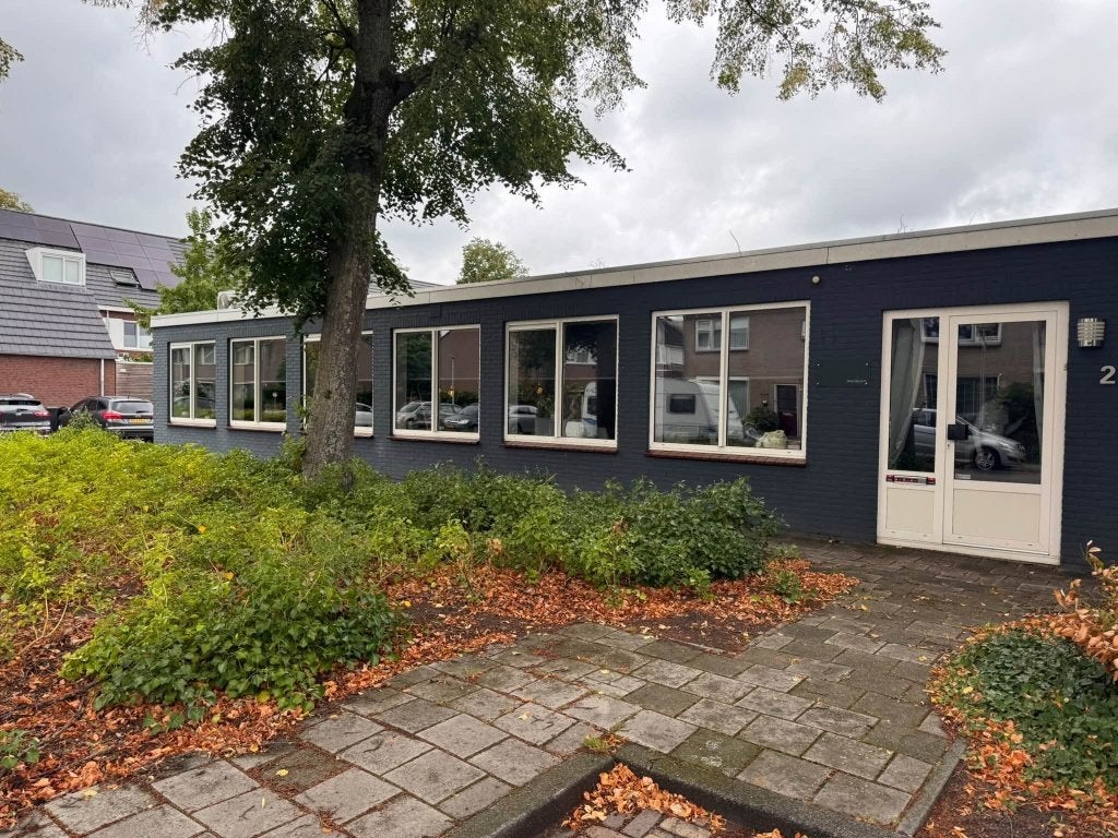 Kantoor pand Waalwijk te huur, 120 m², Tot 200 m², Waalwijk, 3 kamers