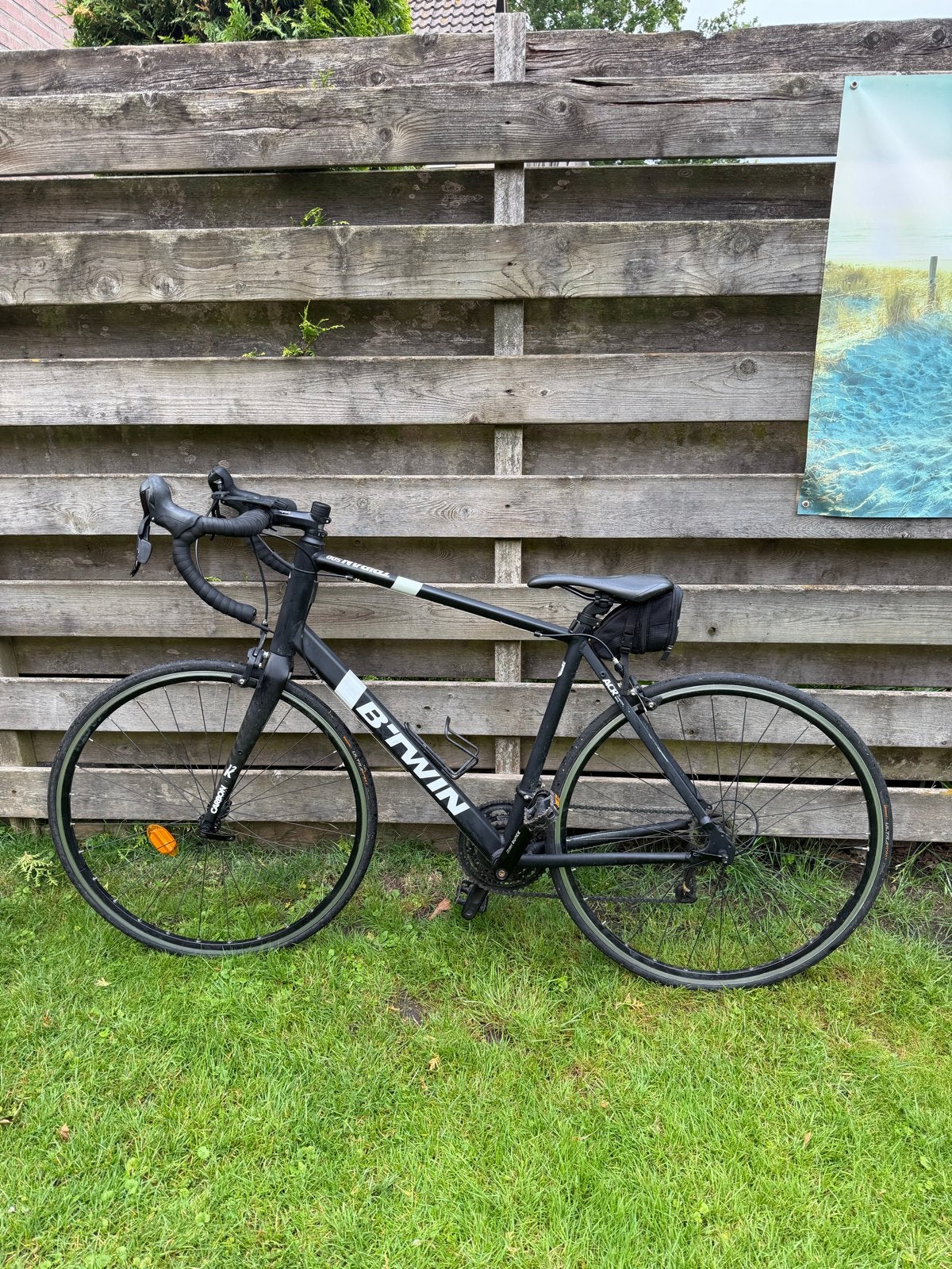 Btwin Triban 500 racefiets met carbon voorvork, 28 inch, Aluminium, Zo goed als nieuw, 15 tot 20 versnellingen