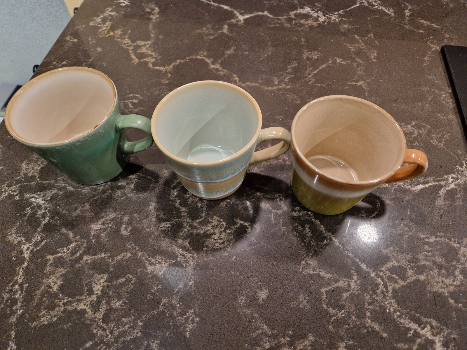 Te koop 3x HK living cappuccino mokken, Huis en Inrichting, Ophalen, Overige merken, Keramiek, Zo goed als nieuw