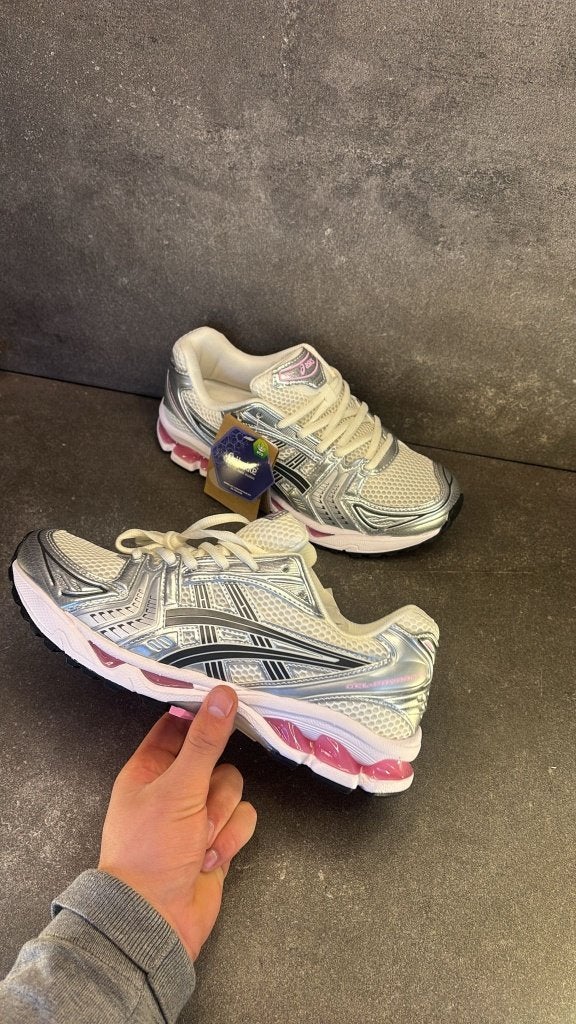Asics Gel Kyano 14, Kleding | Dames, Schoenen, Nieuw, Sneakers of Gympen, Roze, Ophalen of Verzenden