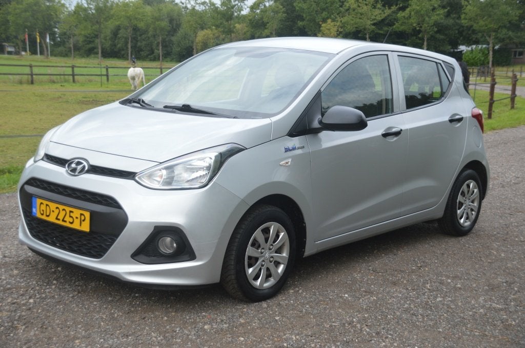 Hyundai i10 1.0i i-Drive 2015 Grijs (bj 2015), Auto's, Euro 5, Stof, Gebruikt, 31 €/maand