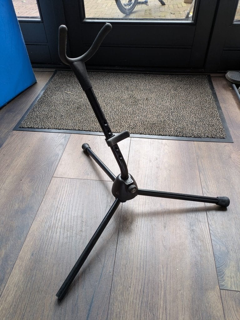 saxofoon standaard, Muziek en Instrumenten, Ophalen of Verzenden, Gebruikt, Instrumentstandaard, Saxofoon