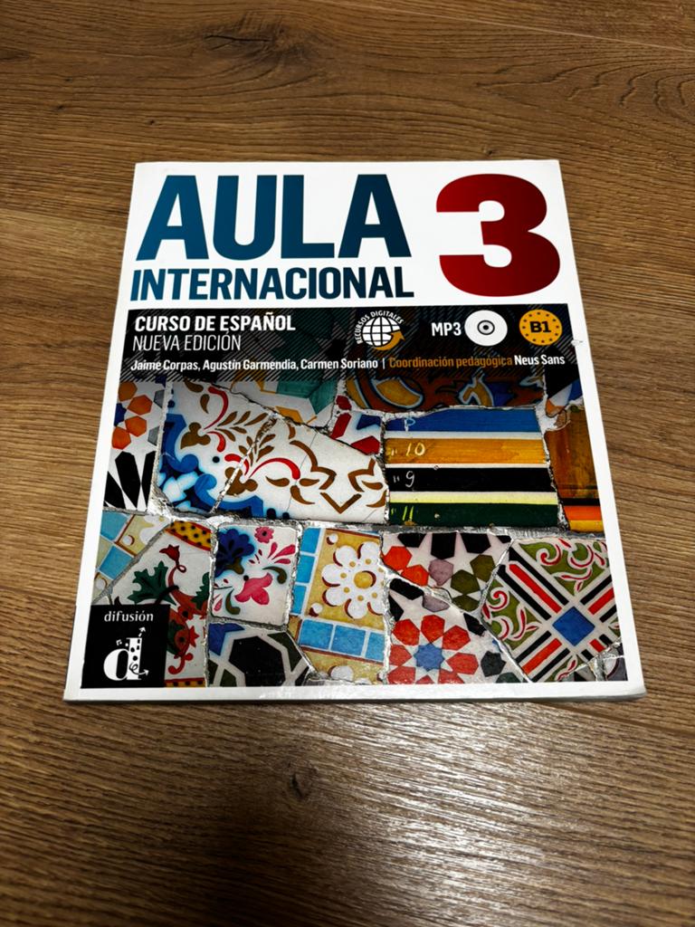Aula 3 Internacional, Boeken, Studieboeken en Cursussen, Ophalen of Verzenden, Alpha, Zo goed als nieuw