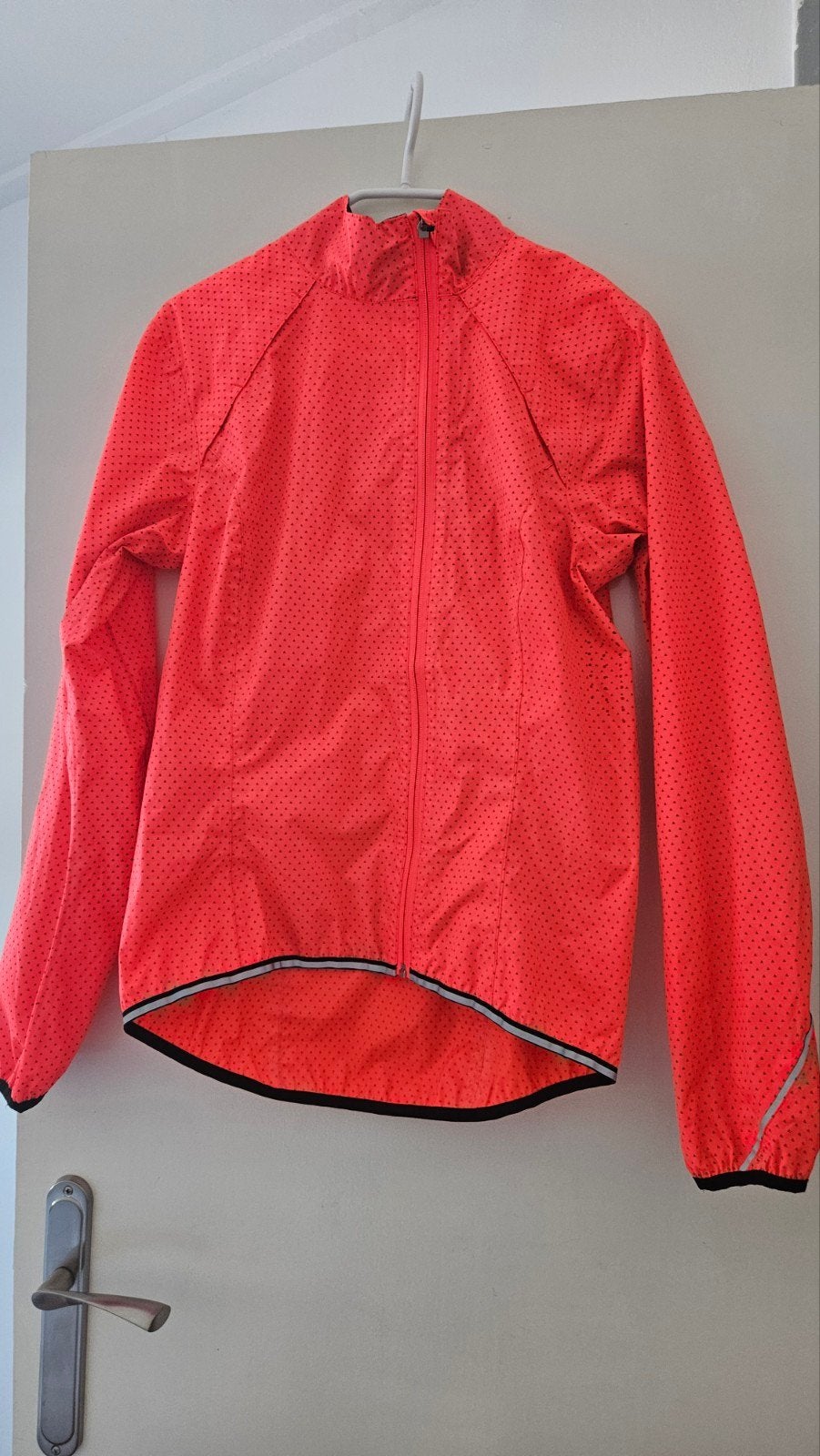 Decathlon roze jas maat M, Maat 38/40 (M), Nieuw, Ophalen of Verzenden, Roze