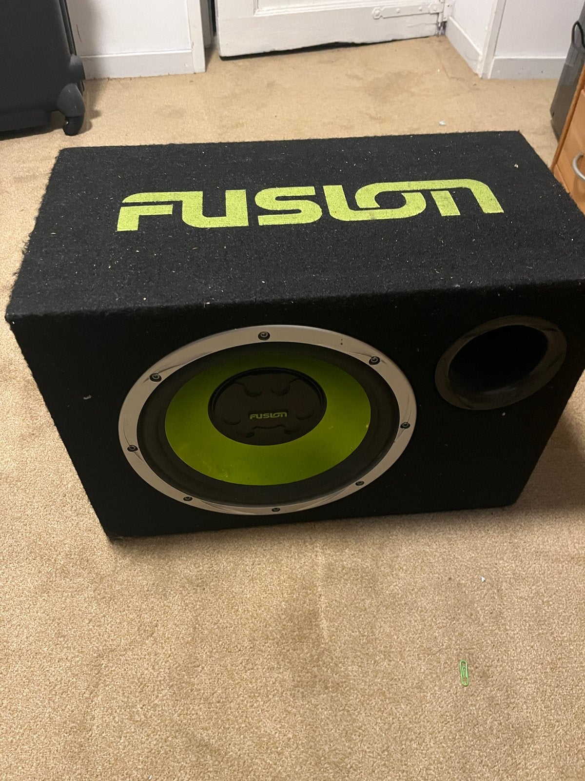 Fusion Subwoofer met Ingebouwde Versterker, Ophalen, Gebruikt