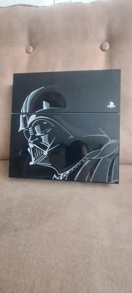 Playstation 4 darth vader edition starwars, Ophalen of Verzenden, Zo goed als nieuw, Met 1 controller, Original