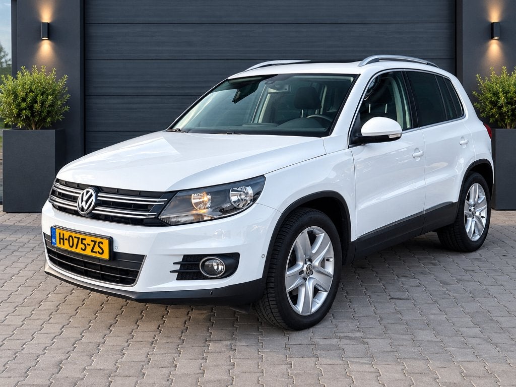 Volkswagen Tiguan 1.4 Comfort&Design 2014,Panodak, RIJKLAAR!, Voorwielaandrijving, 15 km/l, Zwart, 4 cilinders