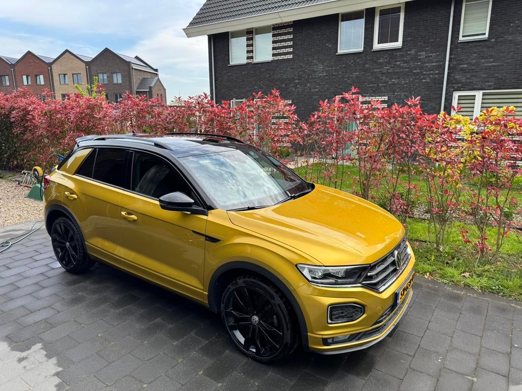 Volkswagen T-Roc 1.5 TSI Sport 150pk 7-DSG 2018 Geel, Auto's, 1498 cc, 4 cilinders, 1500 kg, T-Roc