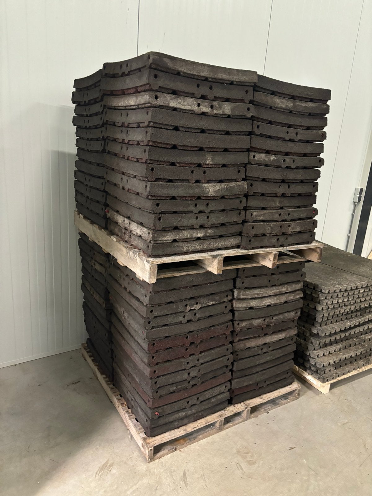 Grote partij rubberen tegels 50x50 en 100x100 mag ook los, Tuin en Terras, Tegels en Klinkers, Ophalen of Verzenden, Rubber, Terrastegels